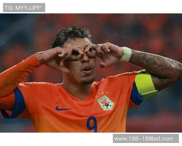 克雷桑分享进球庆祝照坚持不懈是成功的必经之路