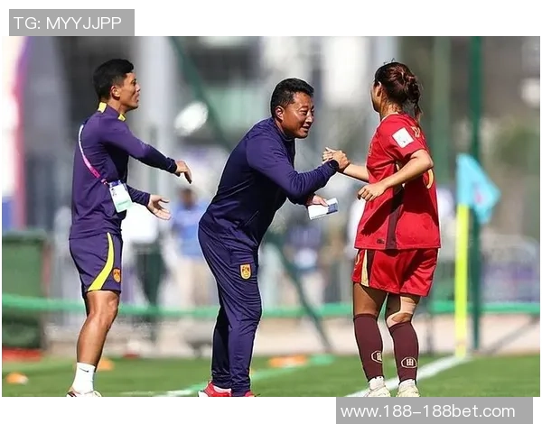 中国U17女足在摩洛哥开启首堂训练课备战国际赛事