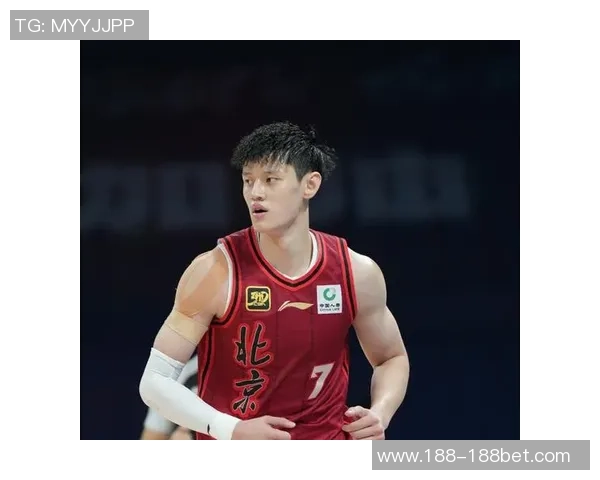 贝利终于展现实力曾凡博方硕等球员或将在下一场比赛复出